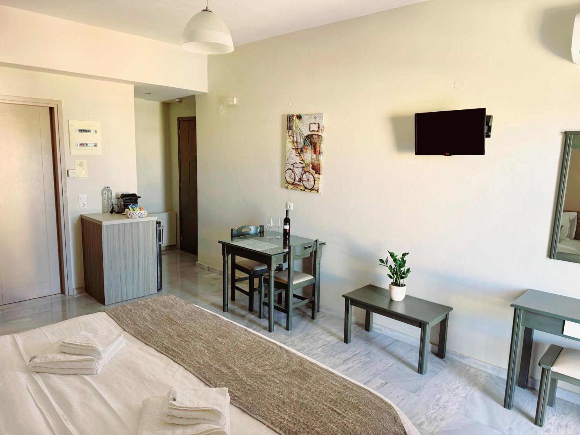 Vesperi Studios & Apartments Rethymno  Exterior photo